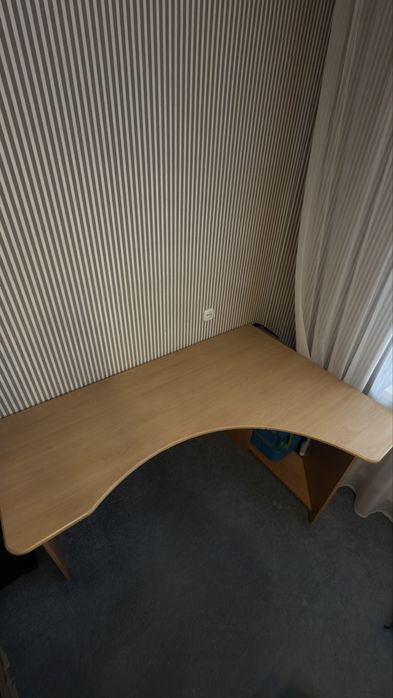 Большой стол для работы