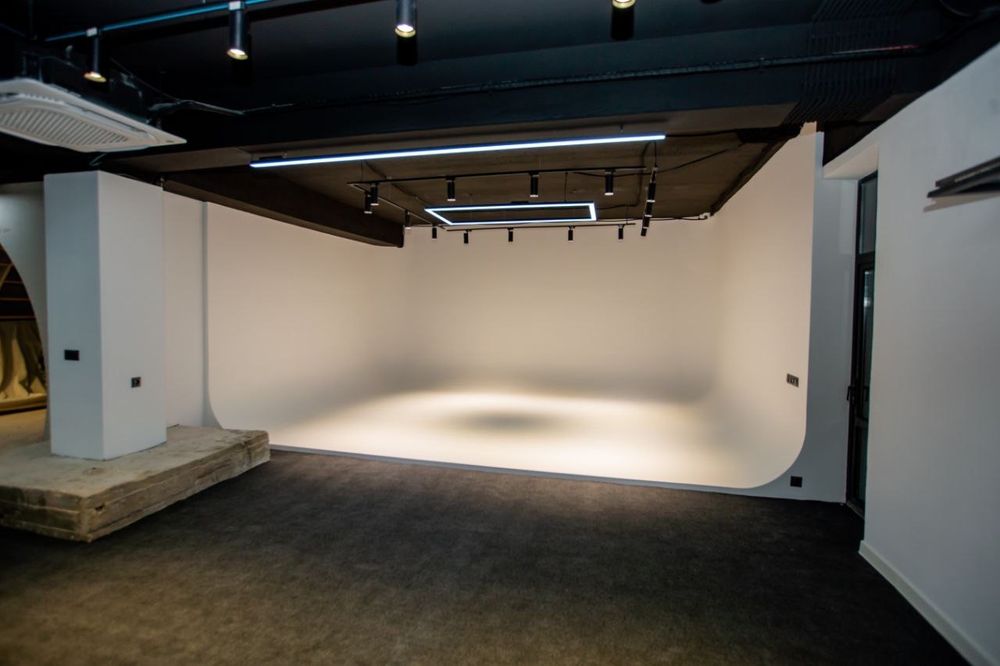 Уч Кахрамон Продается свадебный салон фото студия MARRYME по срочной ц