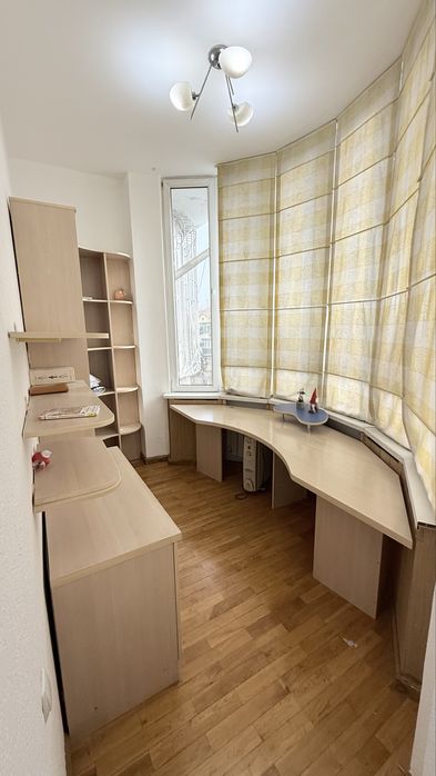 Чехова Аренда (г.Россия/Мирабад Авеню) Дуплекс 250 кв Габус 4/4/6