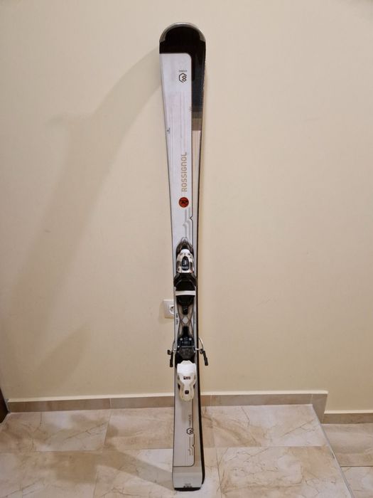 Ски Rossignol Famous 8, 149 см + обувки Nordica NXT N2 размер 24