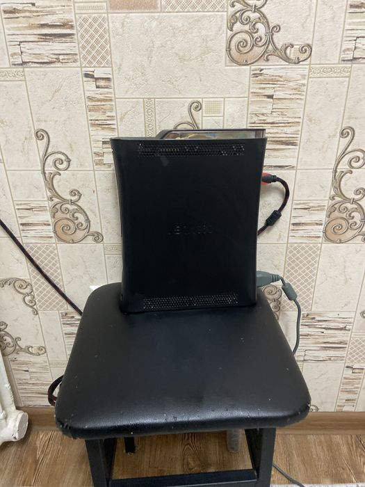 X box 360 b/y sotiladi