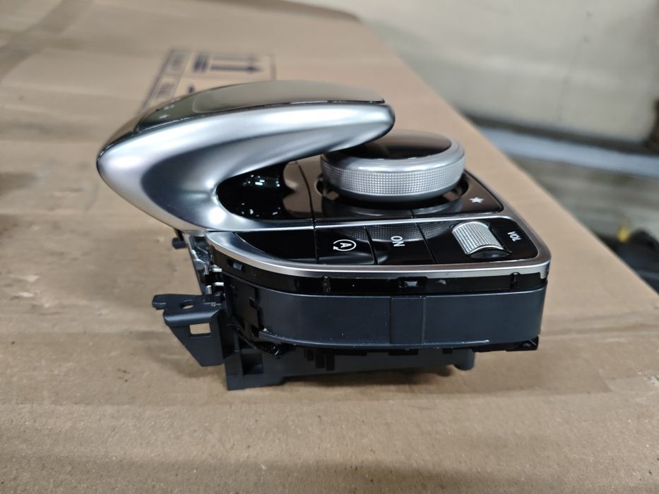 Джойстик/Тъчпад/Touchpad за навигация/мултимедия за Mercedes W205