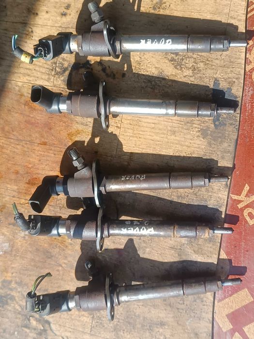 Дюзи за Ленд Ровар / LAND ROVER  2,7D  V6 - 7H2Q 9K546 CB