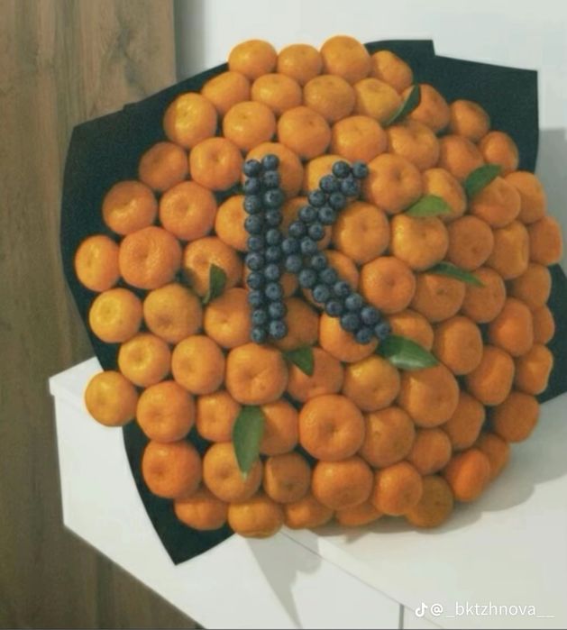 Мандариновый букет. Мандарины в коробке