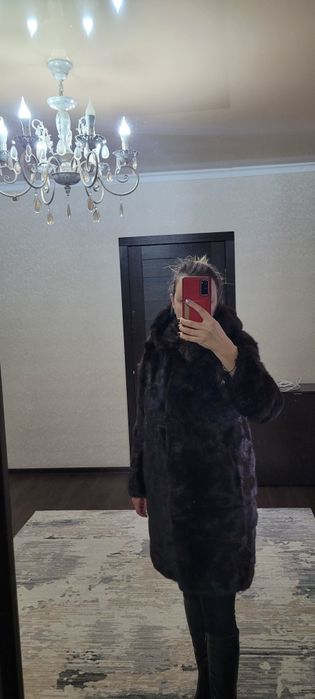 Продам норковую шубу