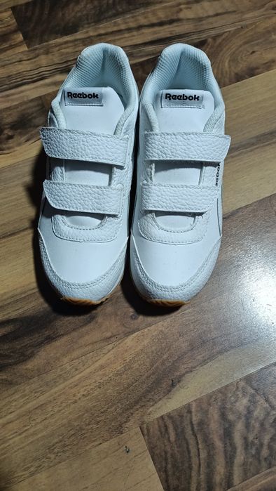 Adidași Albi cu arici Reebok 30