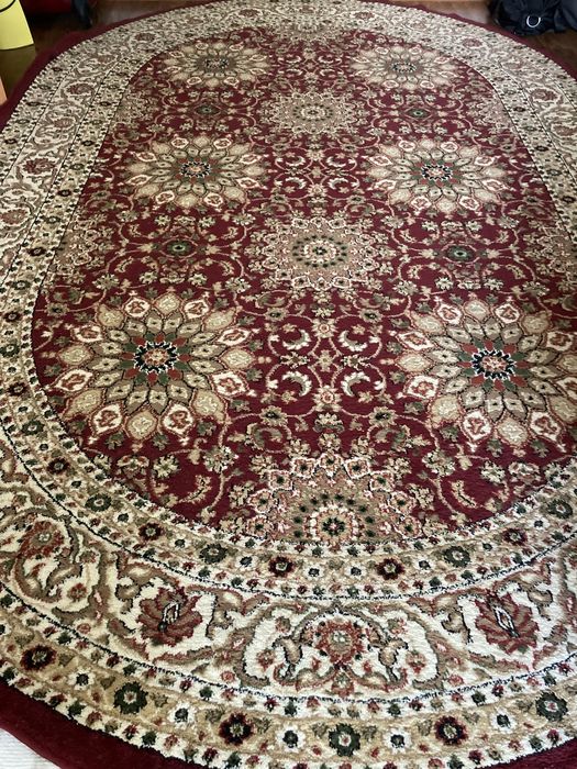 Продам ковер срочно, самовызов район КЖБИ