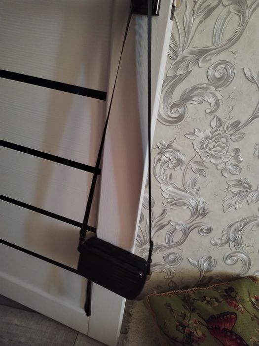 Продам сумку-барсетку