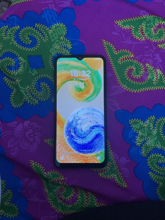 Samsung a04s продам