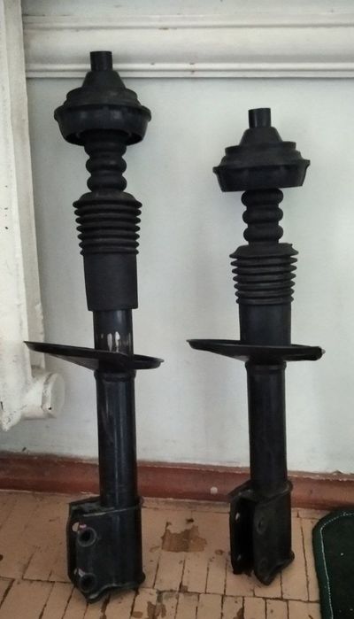 Амортизатор.Лада Ларгус кросс 2020г, б/у за оба