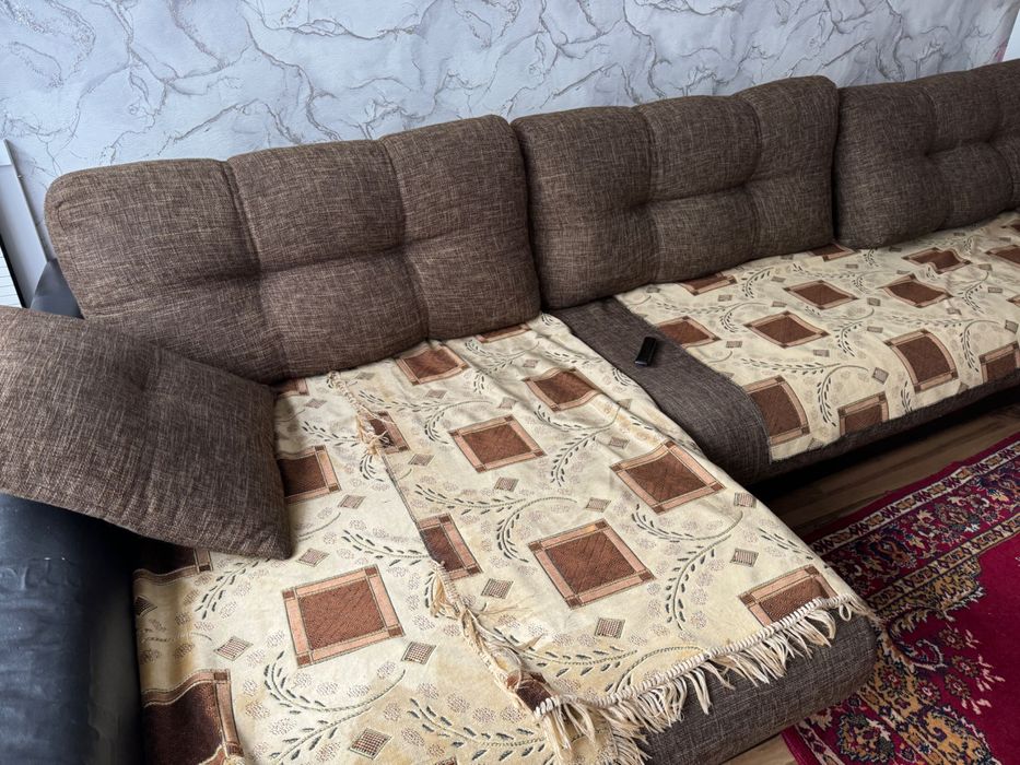 Продам диван б/у