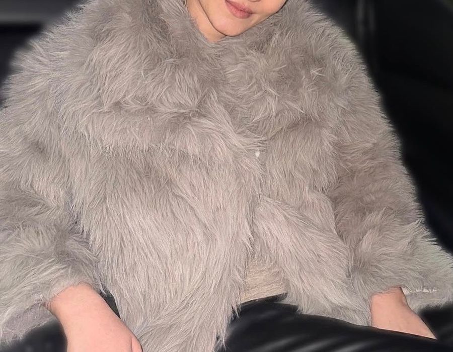 Шубка серого цвета