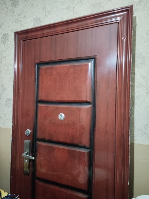 Продаётся Входная дверь