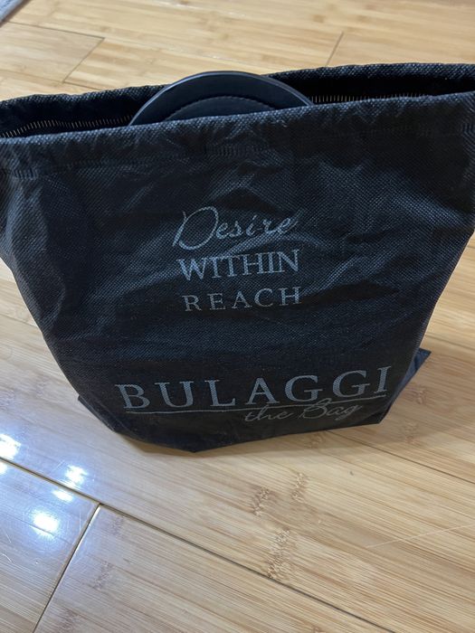 Geanta cu maner si banduliera, Bulaggi