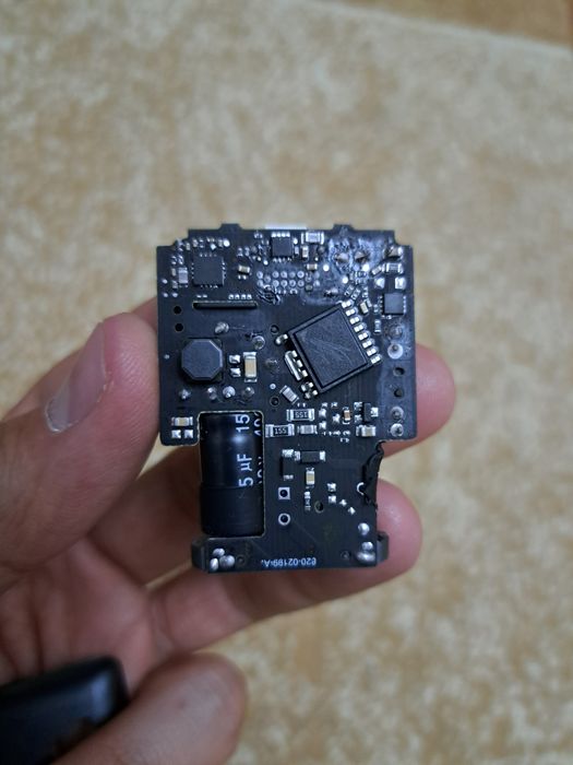 Айфон адаптер 20w