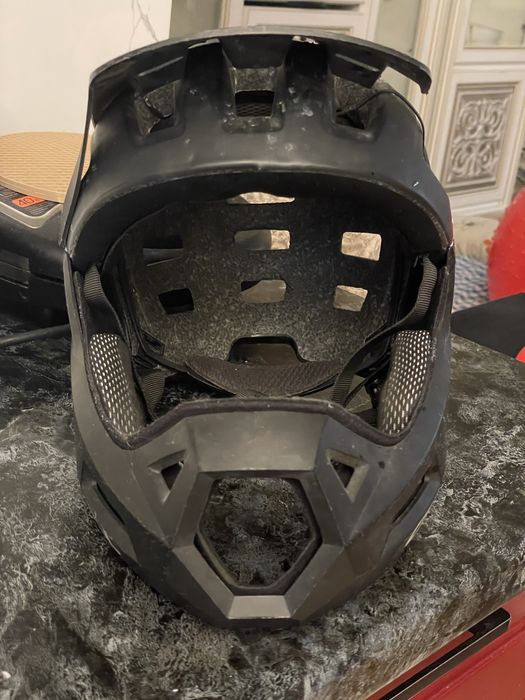 Продам шлем cairbull , размер 54-60