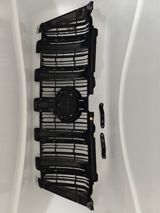 Решотка радиатора TLC Prado 150