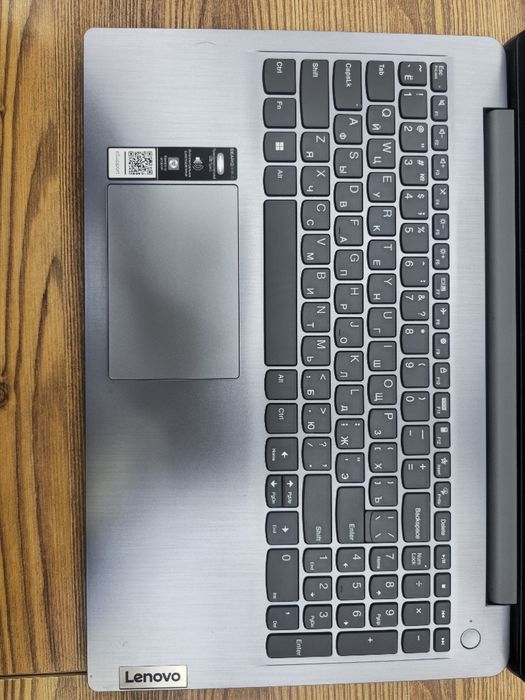 Ноутбук Lenovo как новый