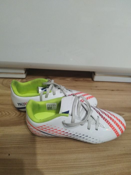 Футболни бутонки Adidas   37.5 номер