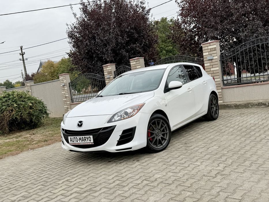 Mazda 3 2010 benzină, 3.699 € — imagine 1