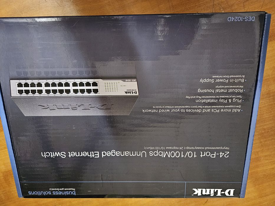 Продам новый D-Link DES-1024D