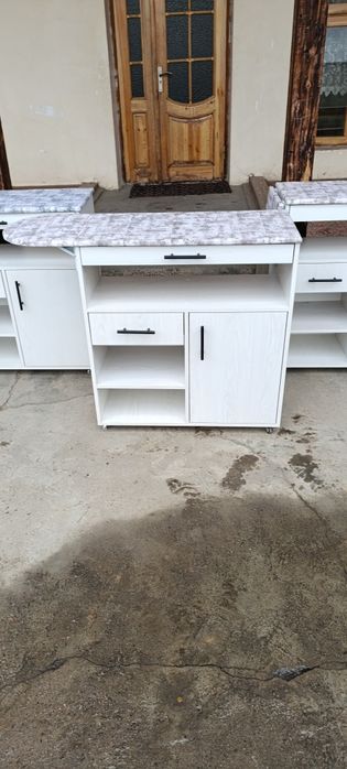 Гладильные доски и шкаф. Дазмол подставка. Gladilnaya doska shkaf