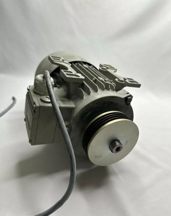 Электродвигатель Siemens 1LA90834KA10-Z