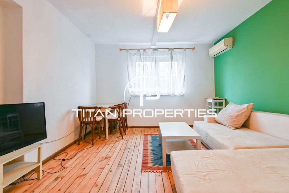 Дава се под наем Двустаен апартамент в София, Център - 95 кв.м за 548.25 € - Снимка #2