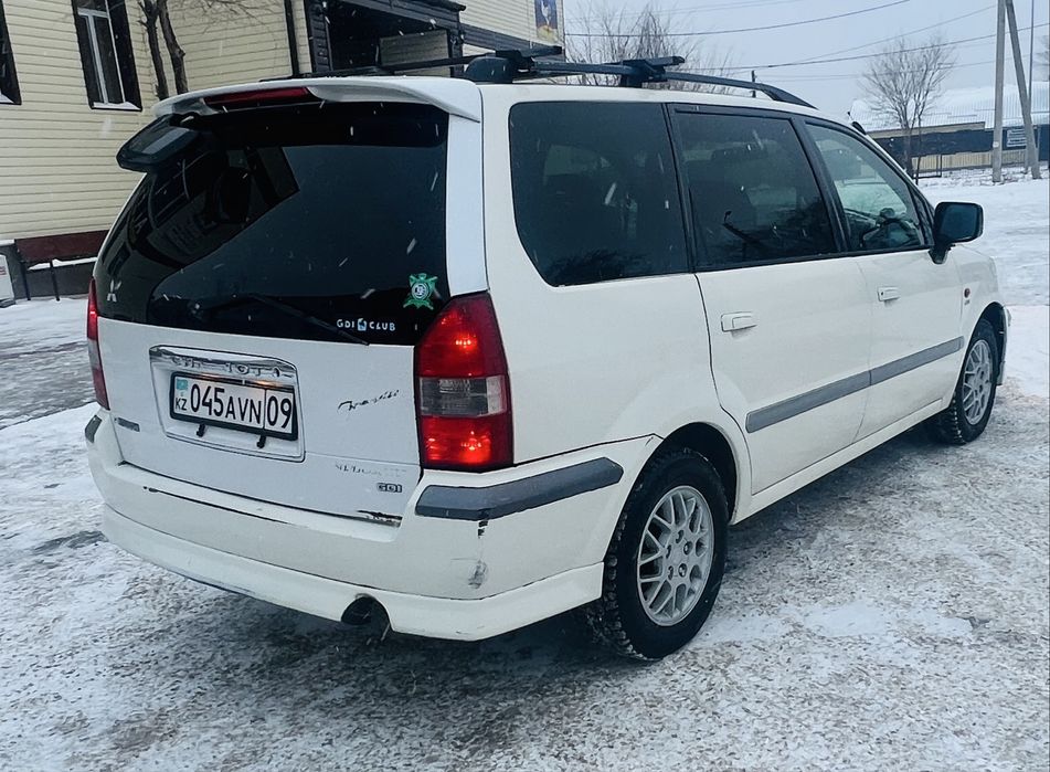 Продаю минивен на уверенном ходу