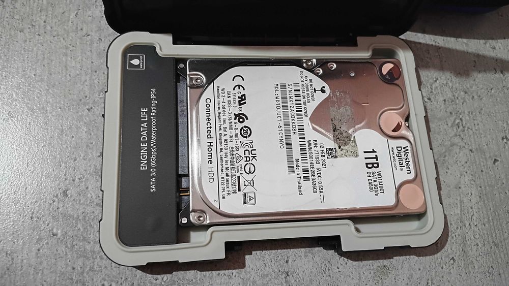 HDD Hard extern 1TB cu husa