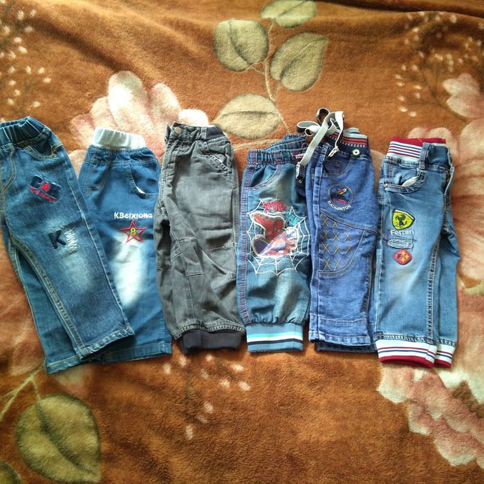 Продам курточки, костюмы