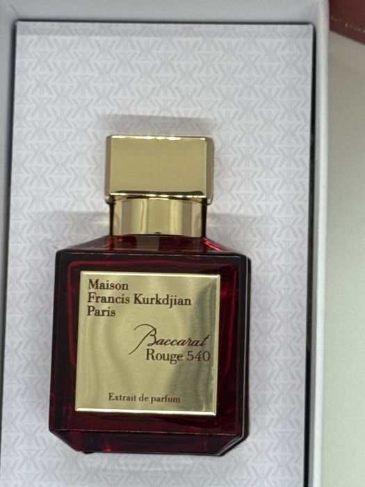 Парфюм Maison Baccarat Rouge 540