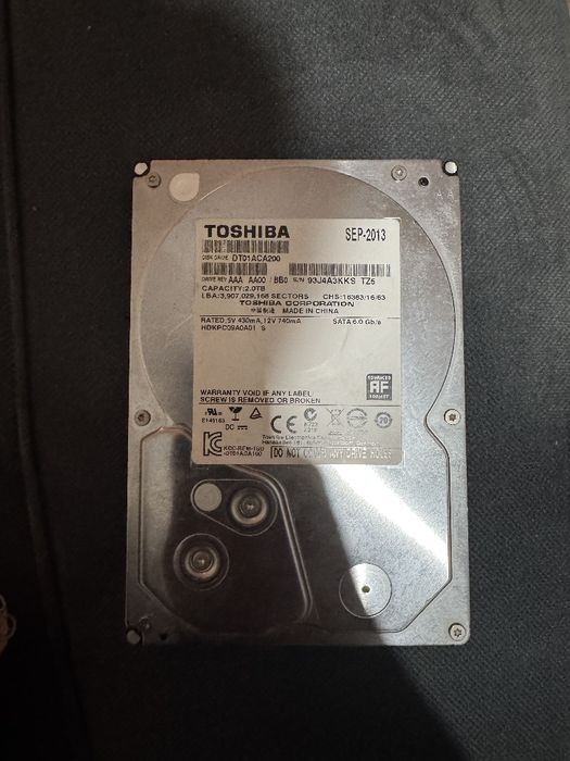 Жёсткий диск : Toshiba DT01ACA200