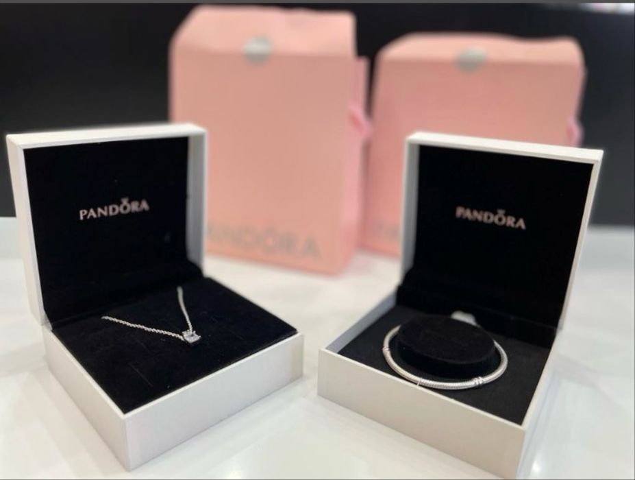 Браслет и колье Pandora