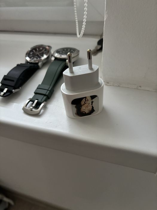 Apple адаптер 20w