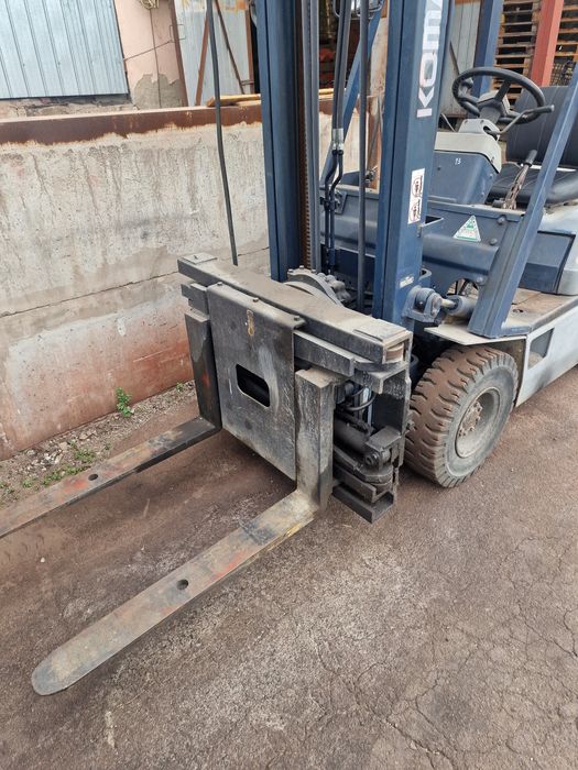 Вилочный погрузчик