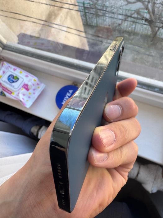 Продам iPhone 12 Pro