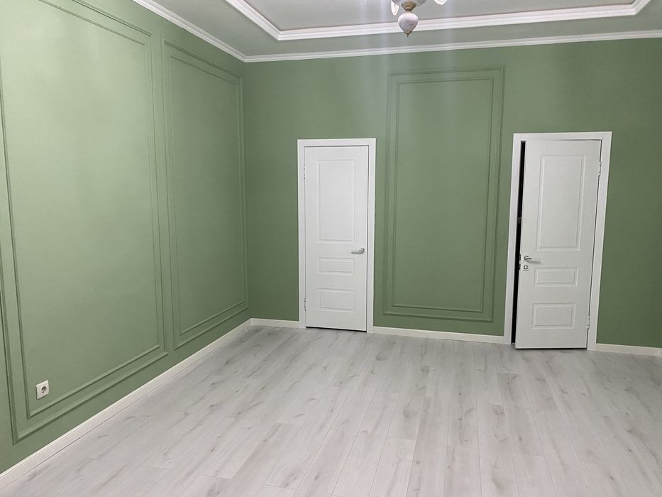 Дом мансардный большой