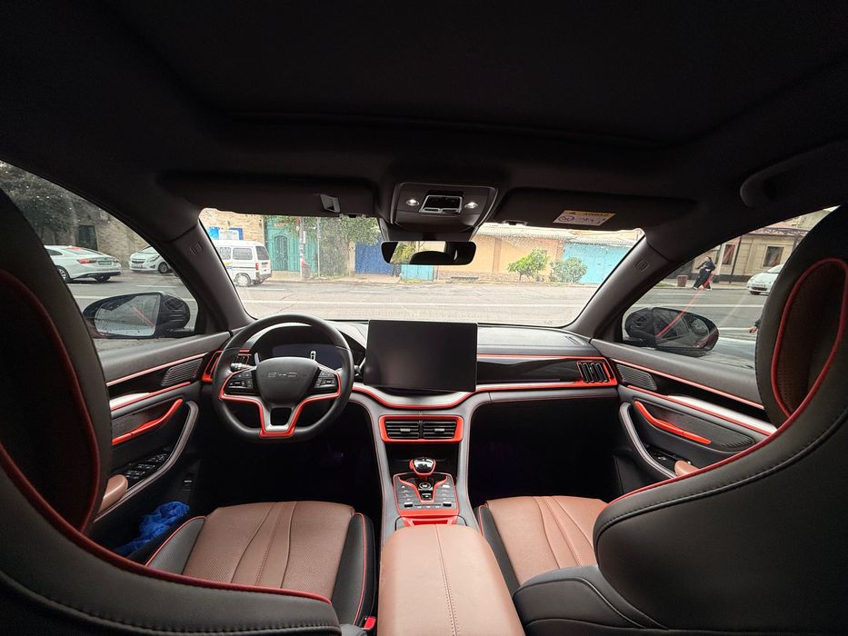 BYD Song Plus DM-i AWD Signature