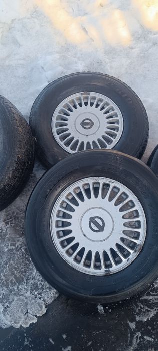Диски на Nissan.