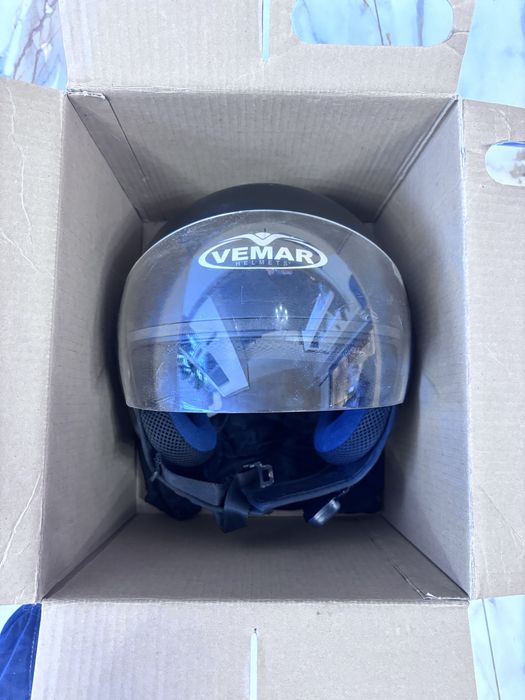Каска за скутер Vemar