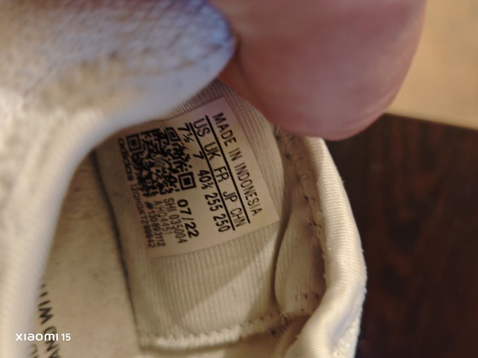 Adidas NMD r1 бял технология BOOST.Размер 40.2/3 по скоро 41