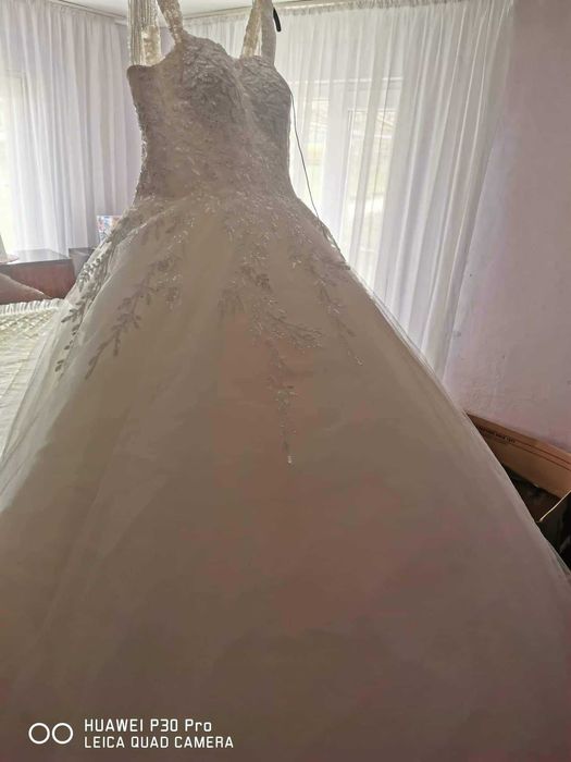 Използвана булчинска рокля