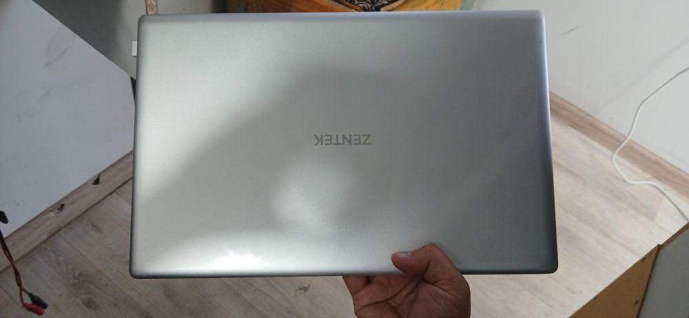 Ноутбук ZENTEK 512 G