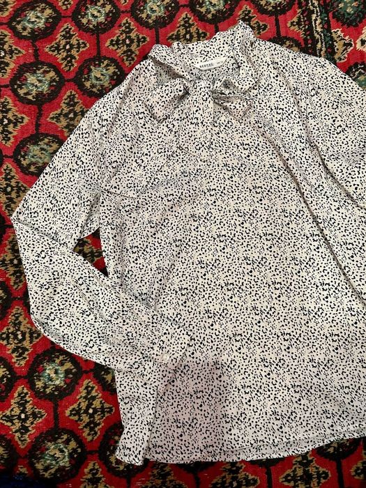 Все по 15.000 сум. Размер М