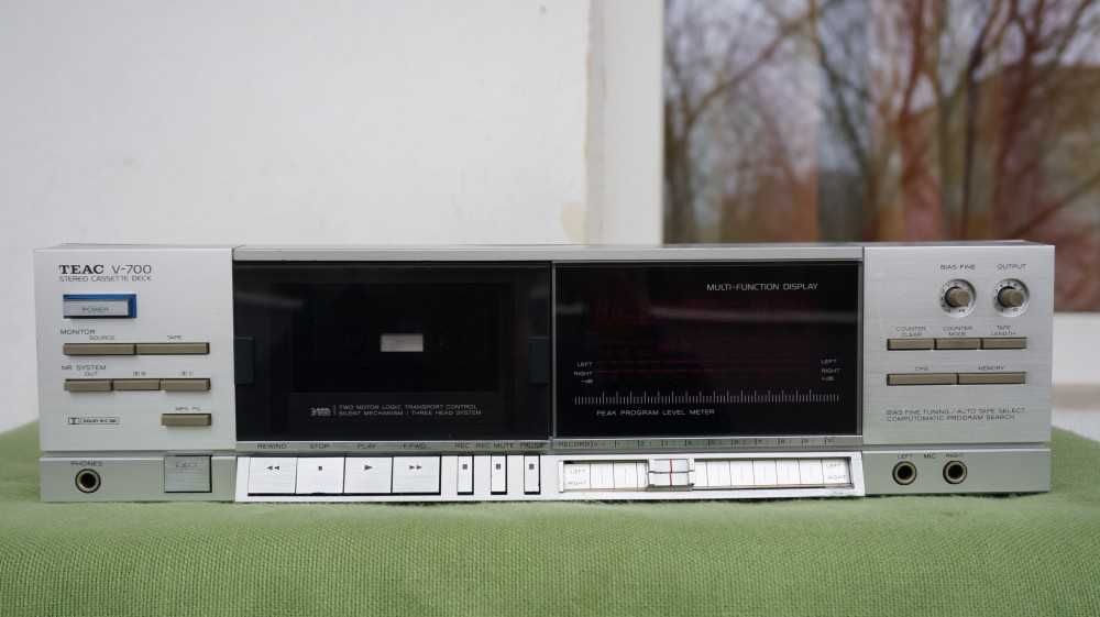Casetofon deck TEAC V700 3 Head