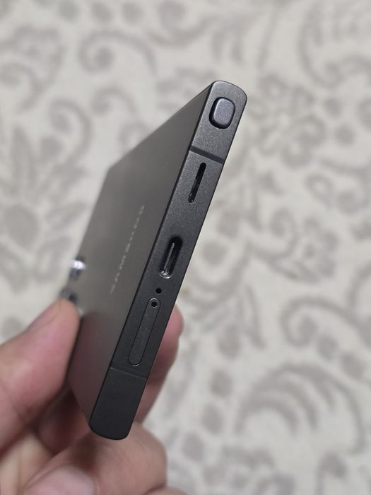 Samsung galaxy S24 ultra    12/256