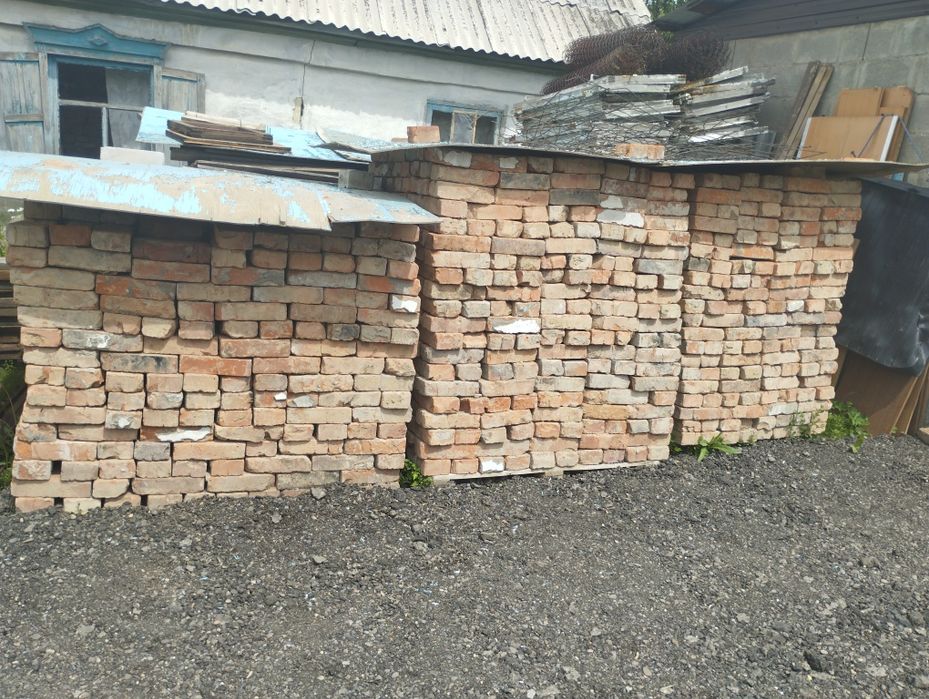 Б/у красные керпичи