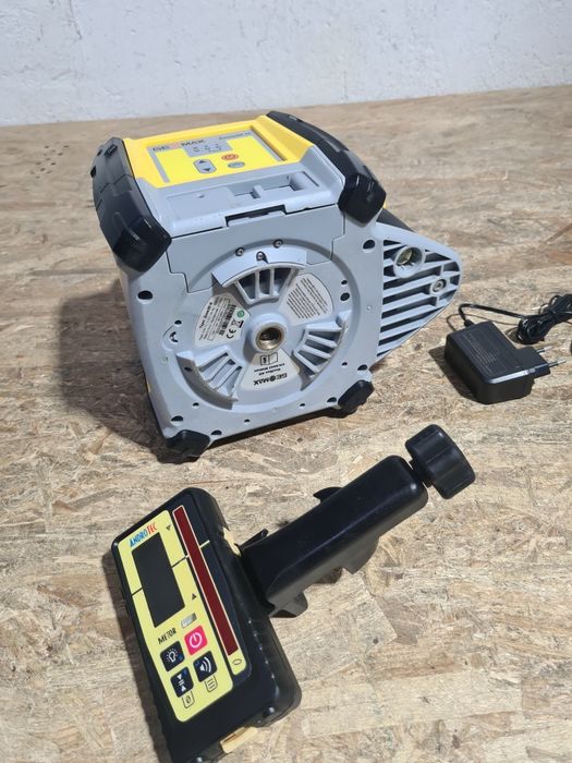 Laser profesional rotativ Geomax zone 20H