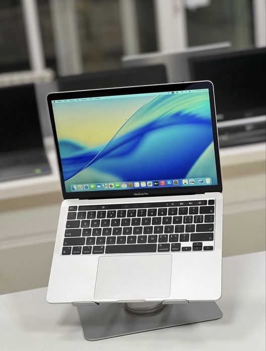 Ноутбук Apple Macbook Pro M2